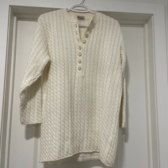 Vintage - white tunic/sweater - Made in Italy. - Picture 1 of 5